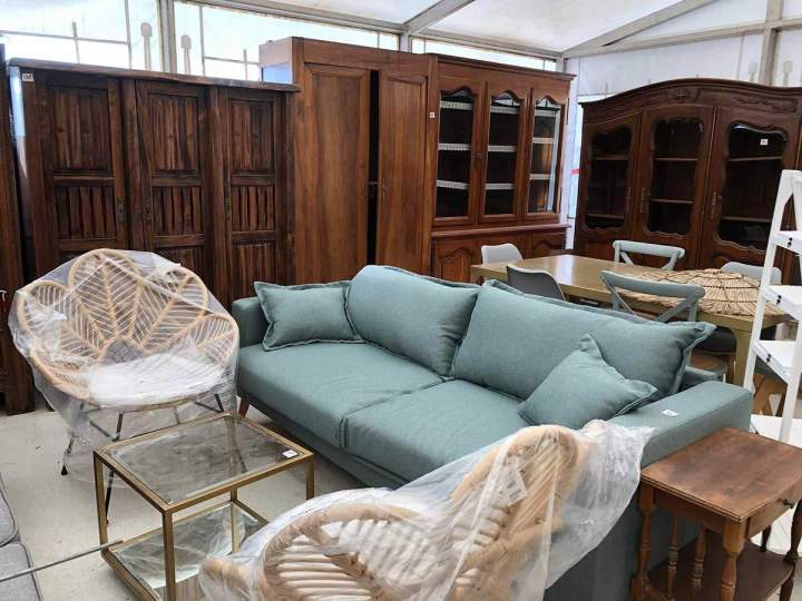 Vendeur de meubles Courthézon