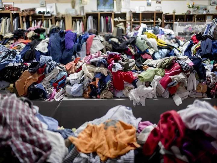 Récupération de dons de vêtements et vente Courthézon