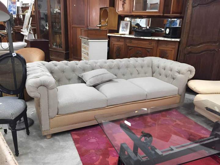 Vente de meubles Courthézon